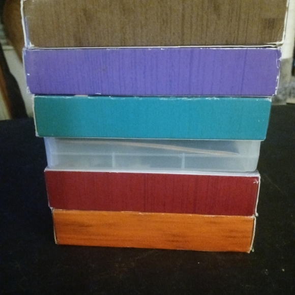 PREOWNED used One tree hill seasons 1-6&9 good condition - Picture 11 of 13